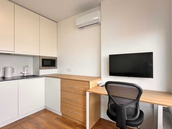 Оренда 1 кім. квартири-студії по вул. Стуса, 35Б  м Академмістечко Киев