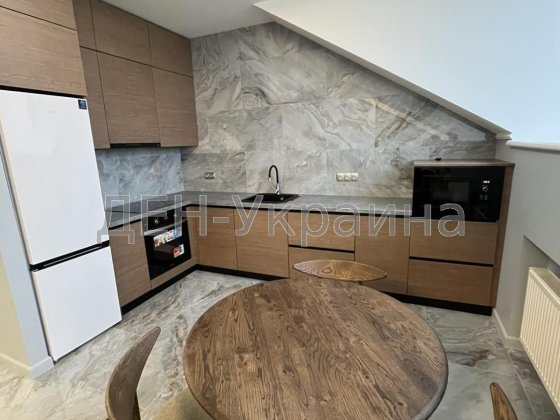 Оренда 2-к пентхаусу на вул. Павлівській 17. Без сусідів! Київ