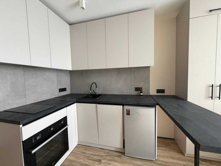 ЖК 4 U ,студії біля метро Академмістечко,Є ГЕНЕРАТОР!можно з тваринкою - фото 1