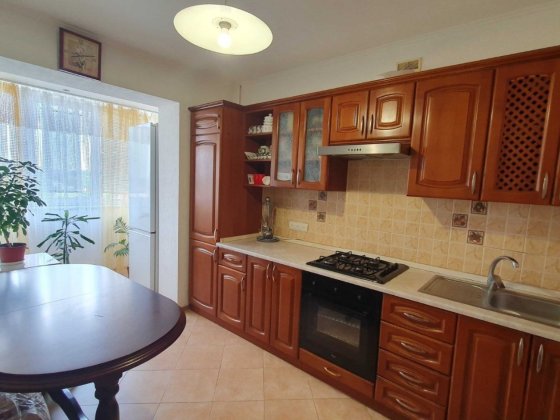 Аренда 2 комнатной Симиренко 31 без комиссии Київ