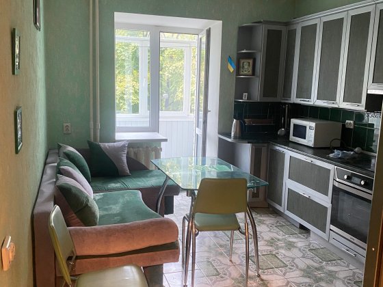 Оренда Севастопольська площа Київ