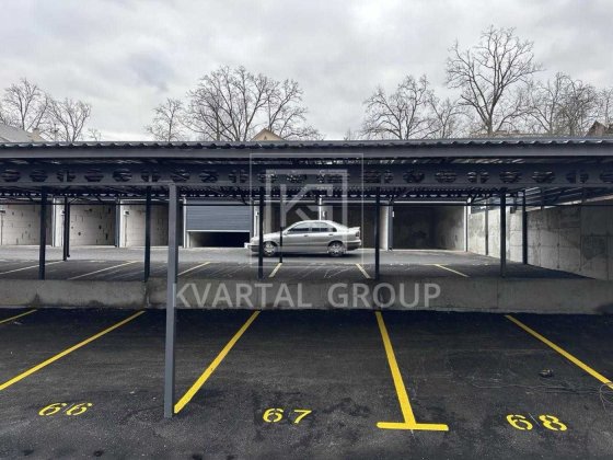 Продам паркомісце з навісом. вул. Г.Сковороди. 16м2. Ірпінь