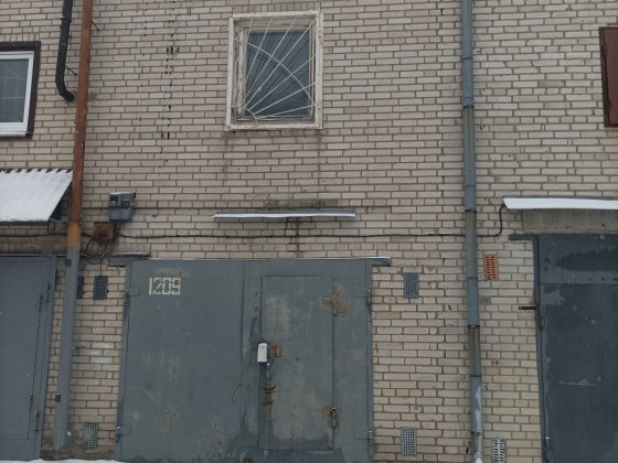 Гараж двоповерховий в кооперативі Автолюбитель Сумы