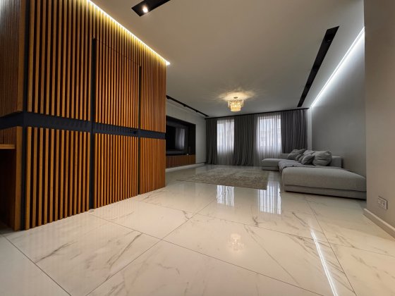 Єлітна каартира Софієвська Борщагівка 130м Киев