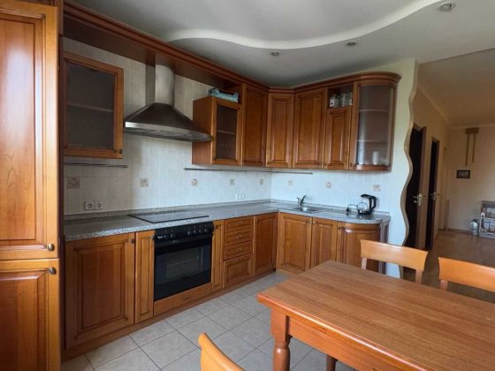 Оренда двохкімнатної квартири, Севастопольська пл пр Лобановського 9/1 Київ