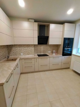 Здам 2 кімнатну квартиру з якісним ремонтом, вулиця Білоруська 36-а - фото 1