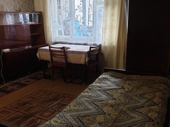 Сдам 1но комнатную квартиру,м.вокзальная Киев