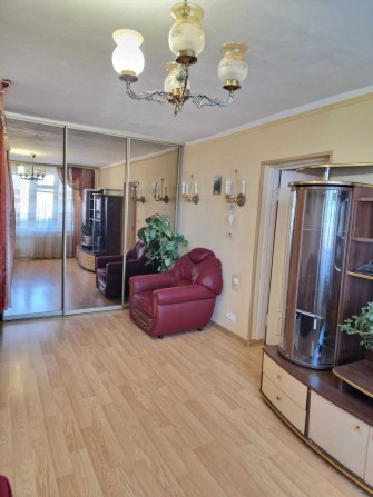 2кім. пл.Космонавтів, бул.Чоколівський 22 - фото 1