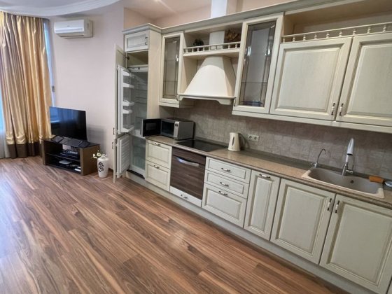 Оренда ЖК Пори року, вул. Мокра ( Кудряшова), 16,  1 к.кв. зі спальнею Київ