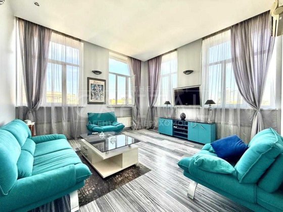 Оренда 3кімнатної квартири в  центрі Києва ЗАВЖДИ Є СВІТЛО Киев