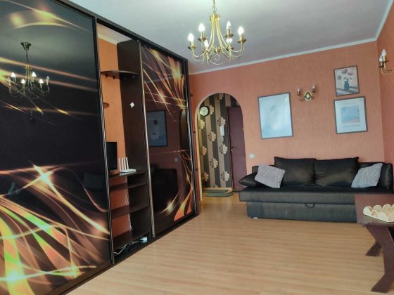 1К Академіка Шалімова вул. (Героїв Севастополя), 33 Киев