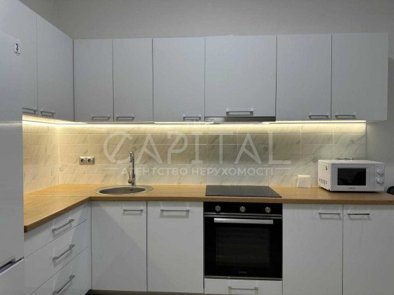 Оренда / 2-кім Квартири / Ярославів Град / Золоті Ворота / Центр Киев