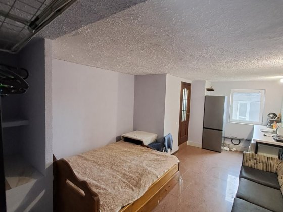 Здам 1 кімнатну квартиру-студію метро "Берестейська" Київ