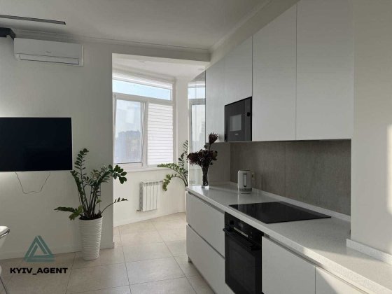 Велика 3-кімнатна 100 м2 (2 окремі спальні)  ЖК Елегант ! Центр ! Киев