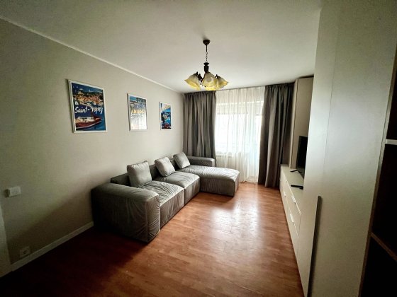 Здається в оренду ТЕПЛА, ПРОСТОРА та дуже світла 2-кімнатна квартира Киев