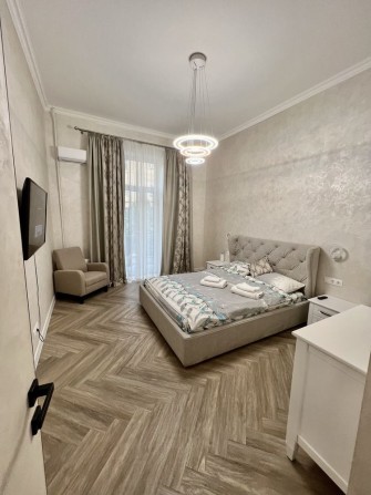 Оренда 1к квартири вул. Богдана Хмельницького 50 ЦЕНТР комісія 25% - фото 1