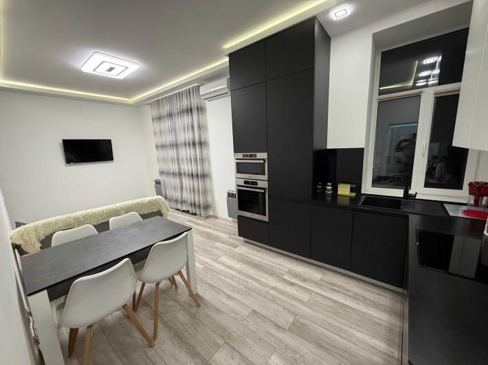 Сдается Метро Университет,  2-х комнатная ЕВРО  квартира, Пирогова 10Г - фото 1