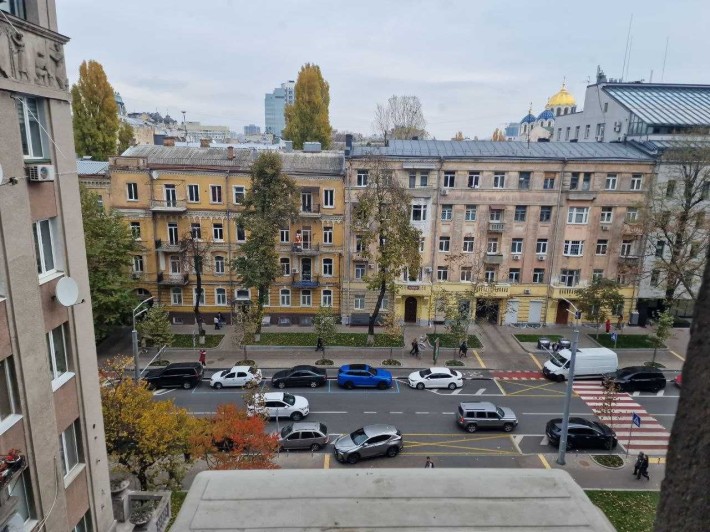 Оренда квартири без меблів (можливо під офіс) м.Університет - фото 1