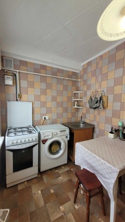 Салютна вул. 27А. метро Сирець, Нивки, Берестейська. - фото 1