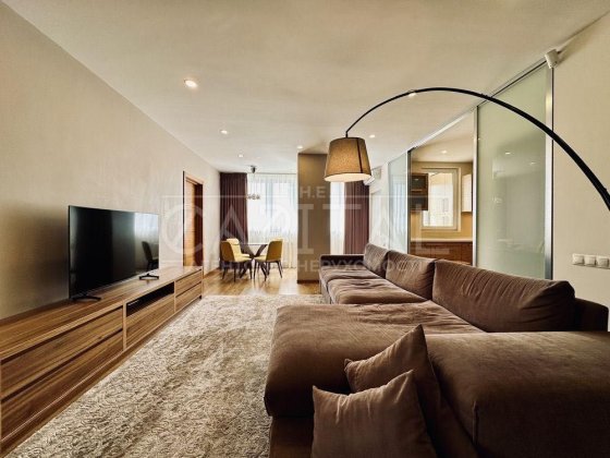 Стильна 2-кімнатна квартира біля метро Шулявська Солом'янський район Киев