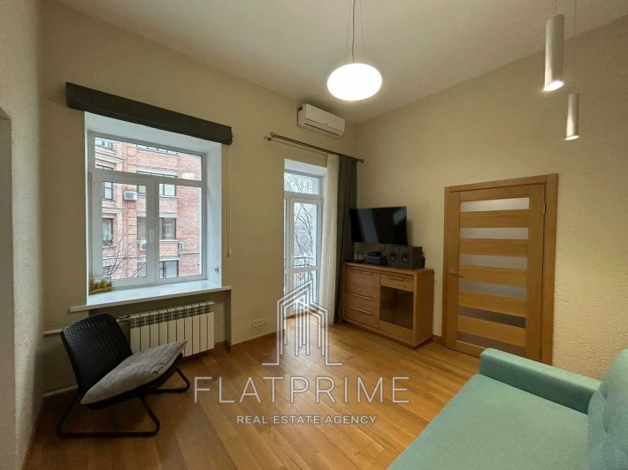 2к квартири Ярославів Вал 21Д метро Золоті Ворота - фото 1