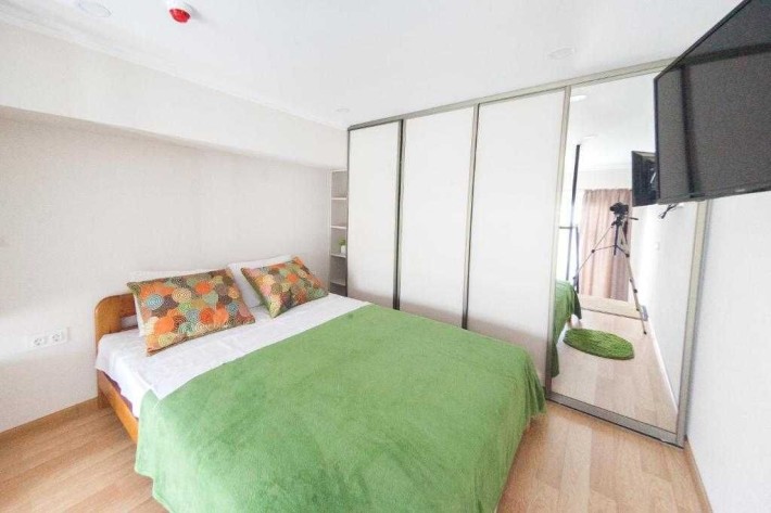 Дворівнева студія, м. Берестейська від 1-го місяця - фото 1