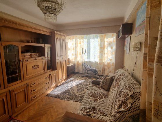 Оренда 1-кім.квартири .вул.Романа Ратушного  5 Киев