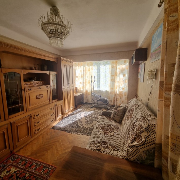 Оренда 1-кім.квартири .вул.Романа Ратушного  5 - фото 1