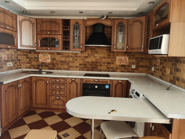 Оренда квартири в Києві КПІ з укриттям - фото 1