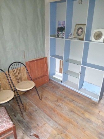 Київ-Жуляни. Здам квартиру 1к без ремонта. Зарядка авто, тварини. - фото 1