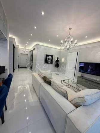 Дизайнерська 2 кімнатна квартира в ЖК «Смарагдовий» вул. Шаповала, 2 - фото 1