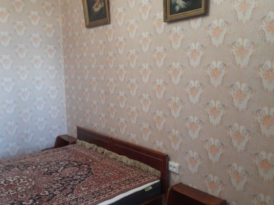 Лук'янівська- 3 хв. Іл'енка 6 сталінка з ліфтома Київ