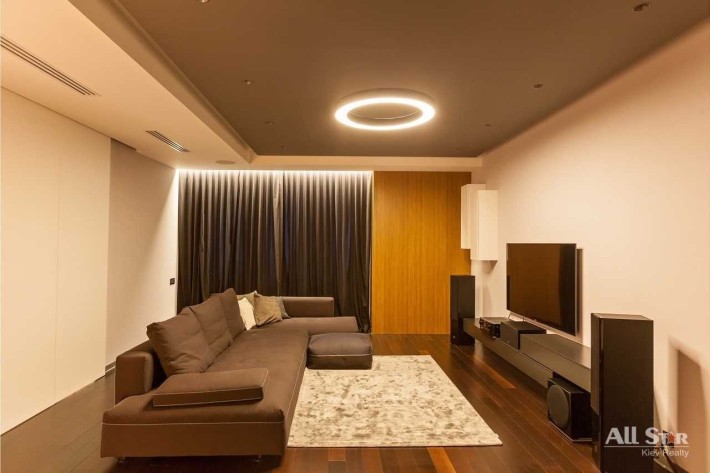 Оренда 3к квартири в Києві, Гончара Олеся вул., 35 Без комісії - фото 1