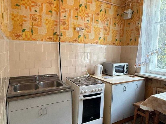 Здам 2 кімнатну квартиру вул. Білоруська 30 , Шевченківський район Київ