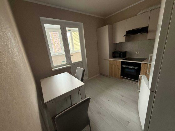 Здам однокімнатну квартиру метро Васильківська Київ