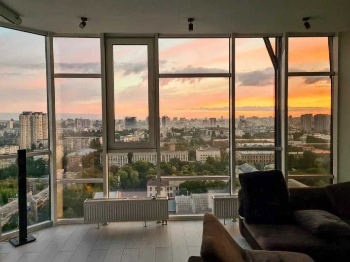 3-кімнатна квартира преміум класу з ПАНОРАМНИМИ вікнами (генератор-Є) - фото 1