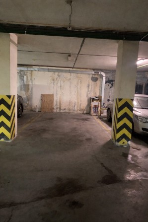 Велике паркомісце в підземному паркінгу Срібнокільська, 1 - фото 1