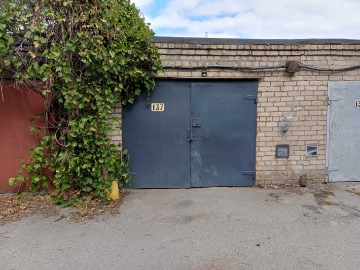 Гараж с арендатором Скворцова ГК Северный - фото 1