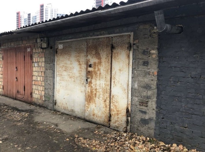 Цегляний гараж в Дарницькому районі «Позняки-3» - фото 1