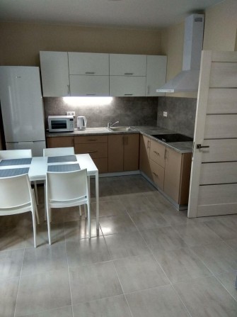 Зжається євродвушка в ЖК Династія, вул. Липківського, 37-Б - фото 1