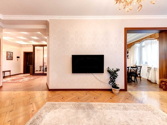 Без комісії!! Оренда 4-к Коперника Новий Будинок Киев