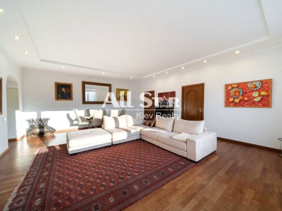 Оренда 3к квартири у Києві, Ярославів Вал вул., 15а Без комісії Київ