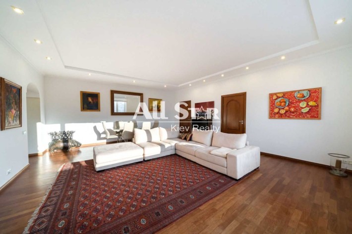 Оренда 3к квартири у Києві, Ярославів Вал вул., 15а Без комісії - фото 1