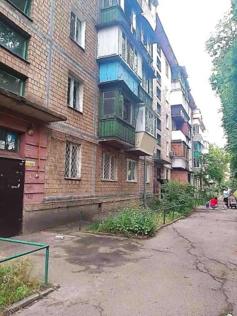 2 ком. кв. метро Дорогожичи 5 мин. пеш., ул. семьи Глаголевых, 12, ГАЗ - фото 1