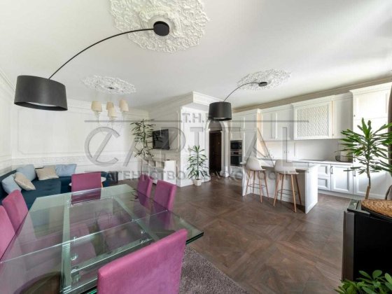 Актуальна! Золоті Ворота Гончара 47 Тераси Центр Шевченківський Киев