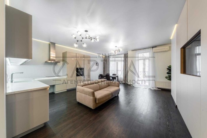 Оренда АВТОНОМНа 2к квартира Клубний Будинок Turgenev Кониського 22а - фото 1