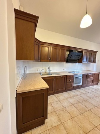 Оренда 3к квартира під офіс Шевченківський р-н Кониського 28а - фото 1