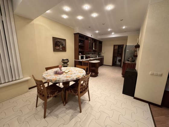 Перша здача, оренда 3 кімнатної квартири, Січових Стрільців 52а Київ