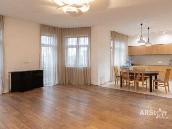 Оренда 4к квартири у Києві, Пирогова вул., 2/37Б Без комісії Киев