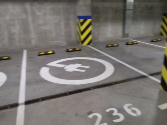 Продаж електро паркомісця без% Киев